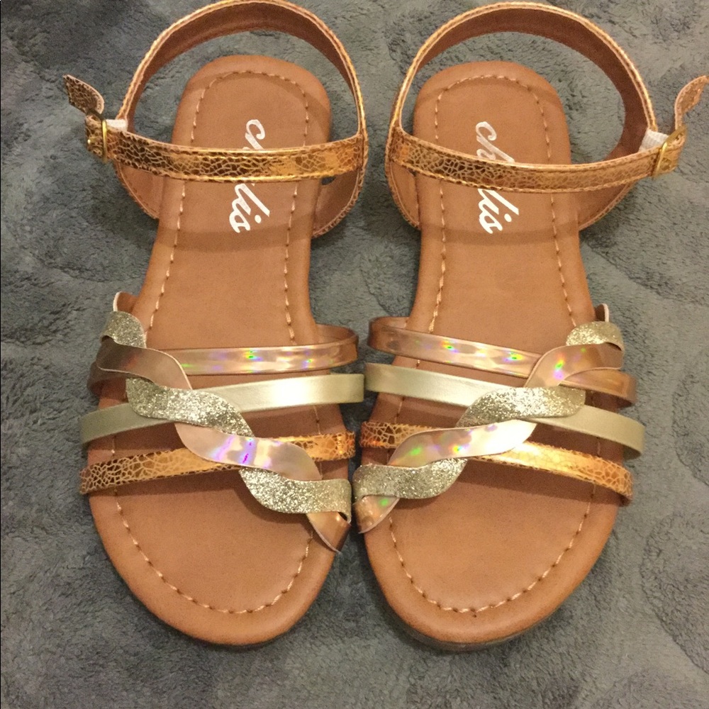 Rose gold kids sandals - Picture 1 of 3